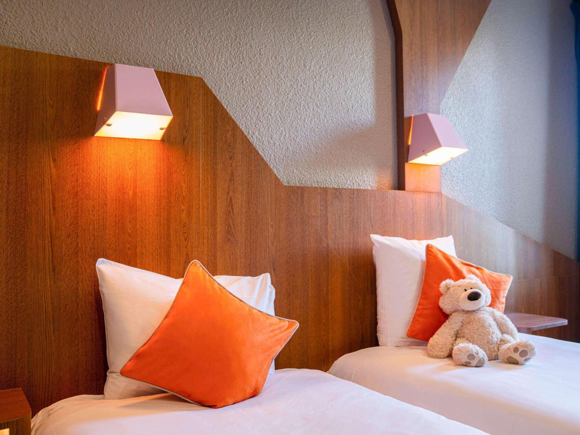Hotel ibis Styles Gien Exterior foto